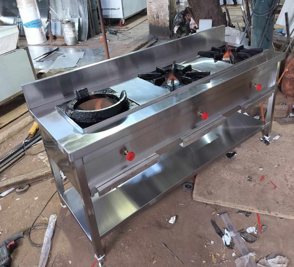 Three Burner North Indian Range
